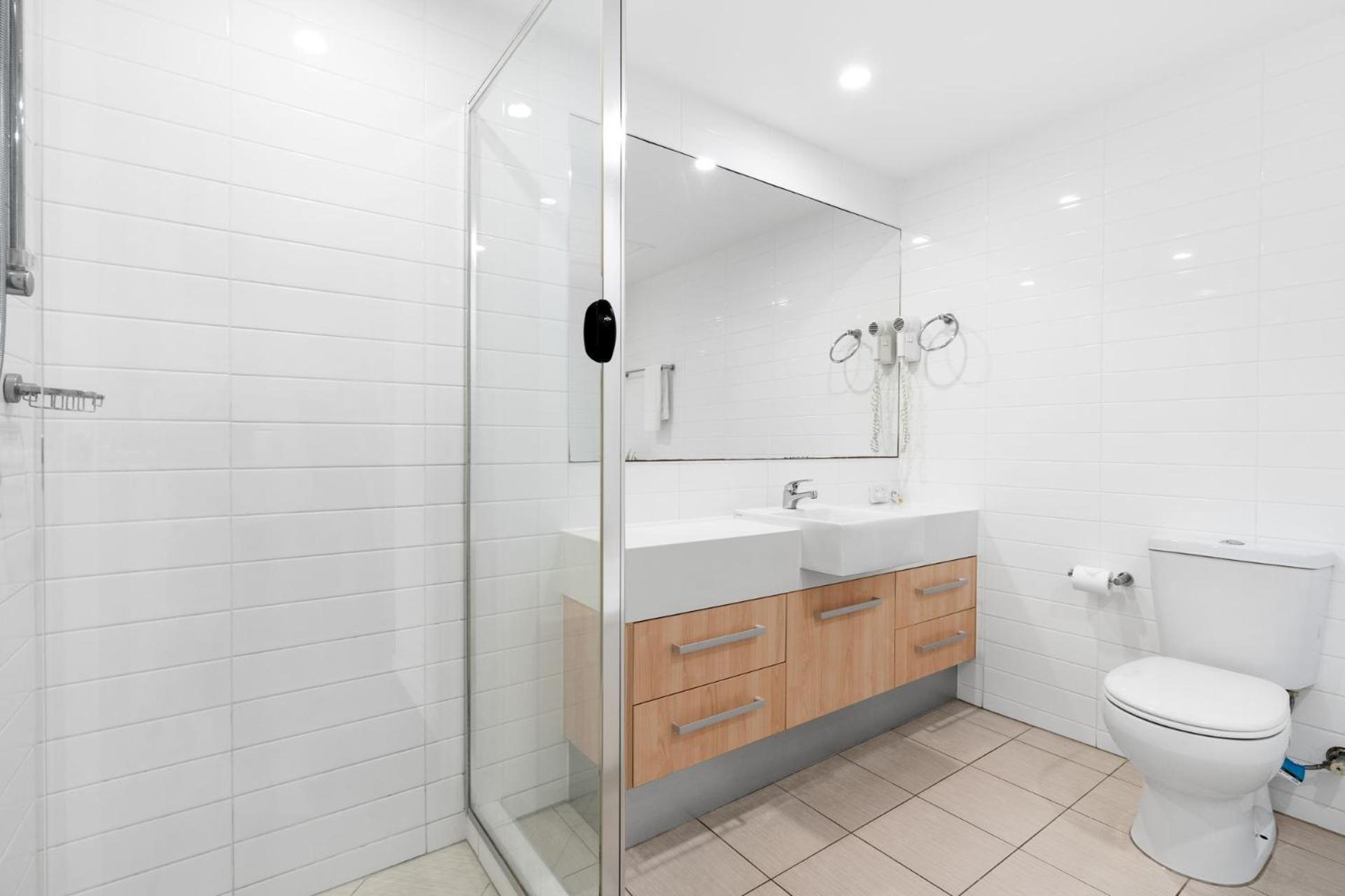 Belle Escapes 3 Bedroom Villa With Private Rooftop Spa Coolum Beach Extérieur photo