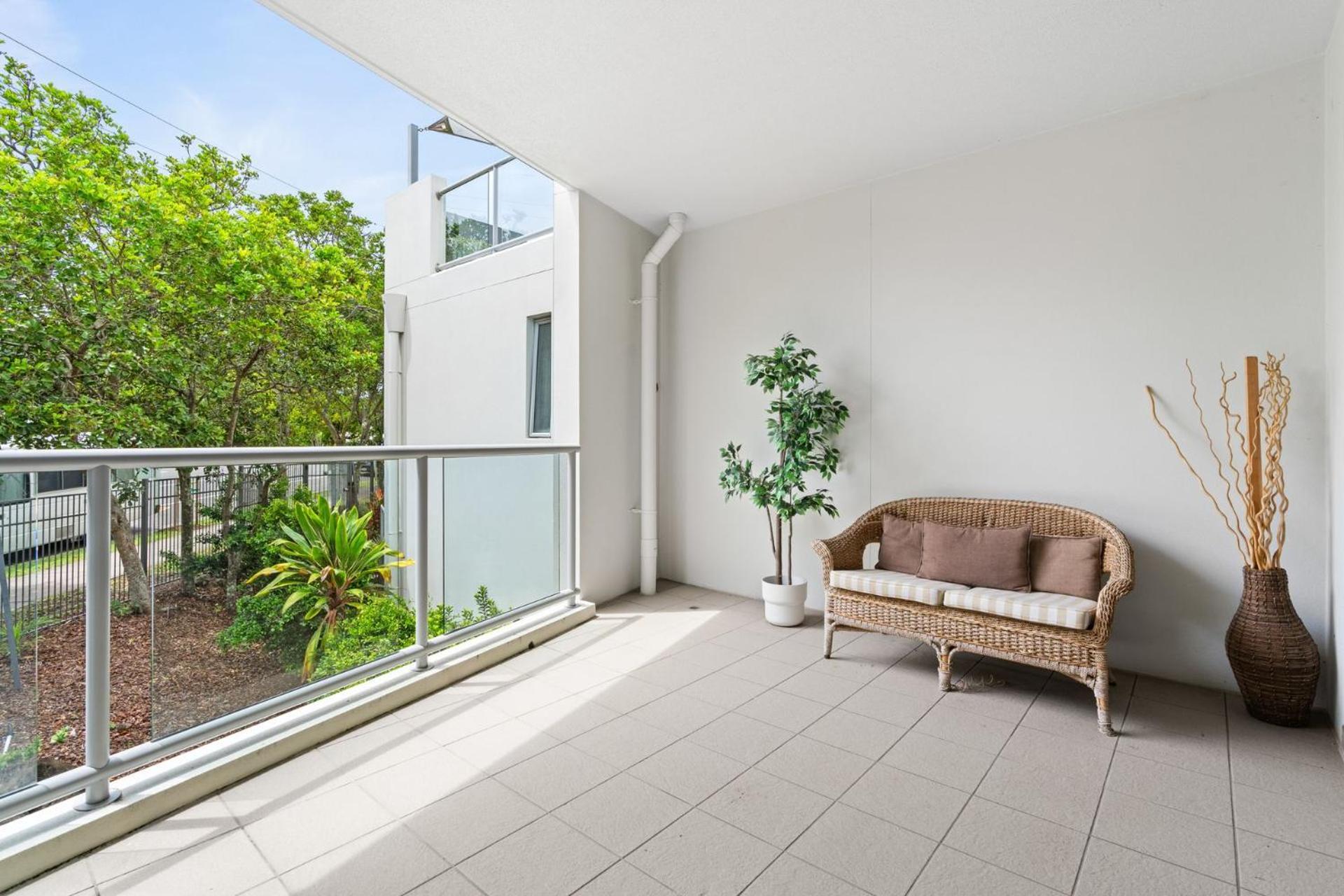 Belle Escapes 3 Bedroom Villa With Private Rooftop Spa Coolum Beach Extérieur photo